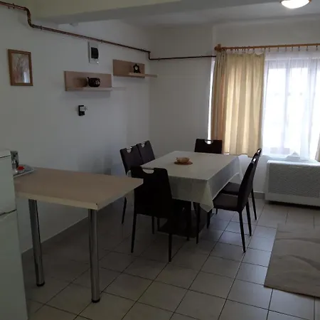 Eszter Vendégház Tiszafüred Exterior foto